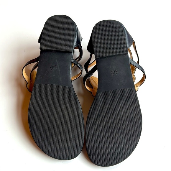 Black Thong Sandals with Carolina Panthers Logo size 9 - Picture 4 of 7